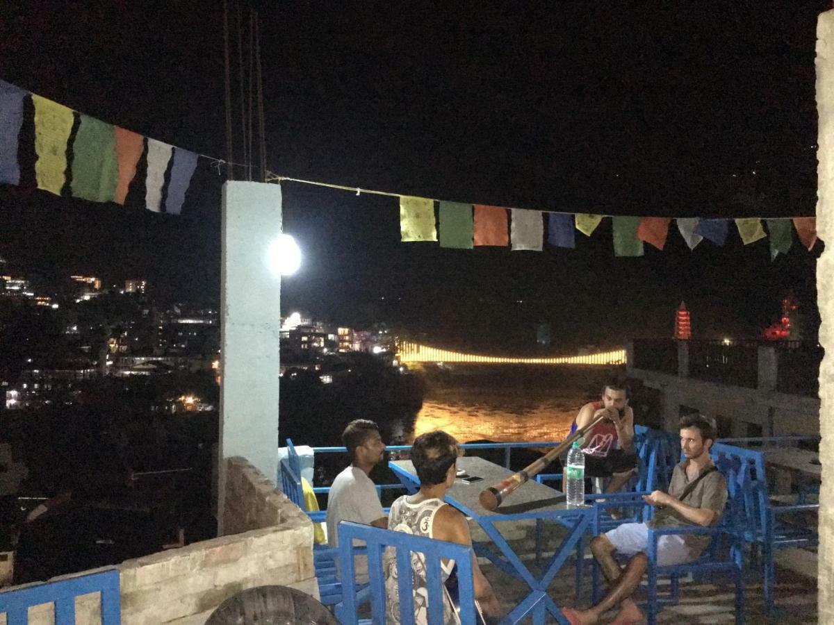 Skyard Rishikesh, Laxman Jhula Hostel Екстериор снимка