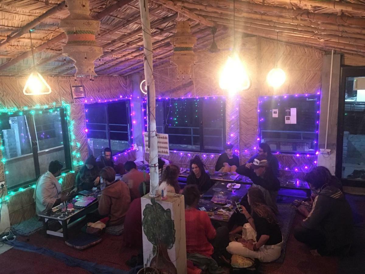 Skyard Rishikesh, Laxman Jhula Hostel Екстериор снимка