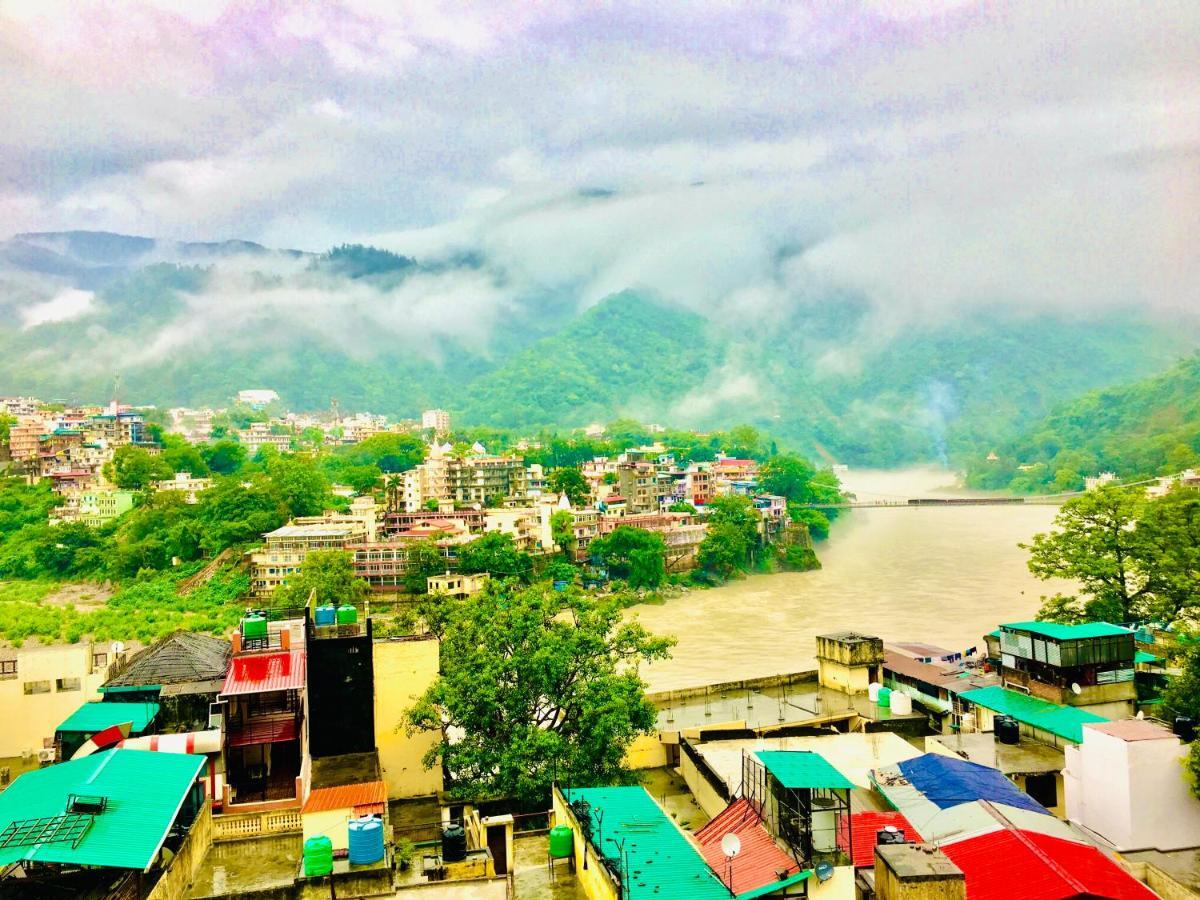 Skyard Rishikesh, Laxman Jhula Hostel Екстериор снимка