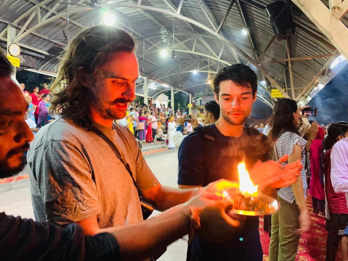 Skyard Rishikesh, Laxman Jhula Hostel Екстериор снимка